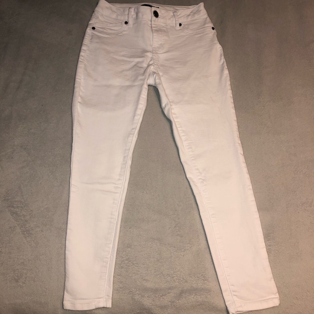 White 1822 Denim Jeans